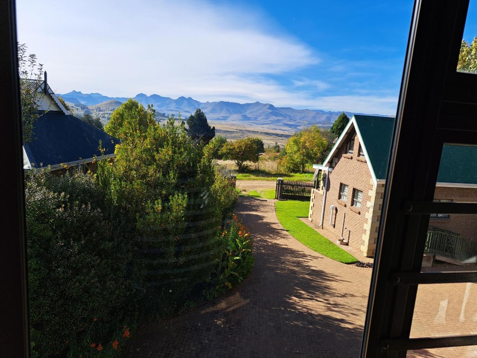 Clarens Mountain Sage Holiday House Eksteriør bilde